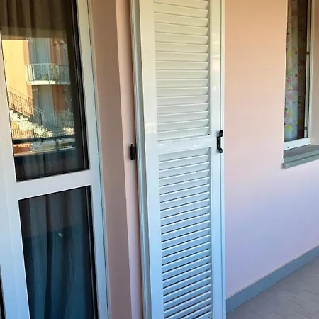 Palme 7 - Marcelli, Trilocale Con Giardino Privato, Le Palme Марчелли