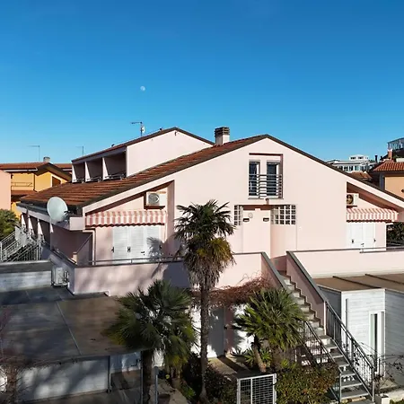 Palme 7 - Marcelli, Trilocale Con Giardino Privato, Le Palme *